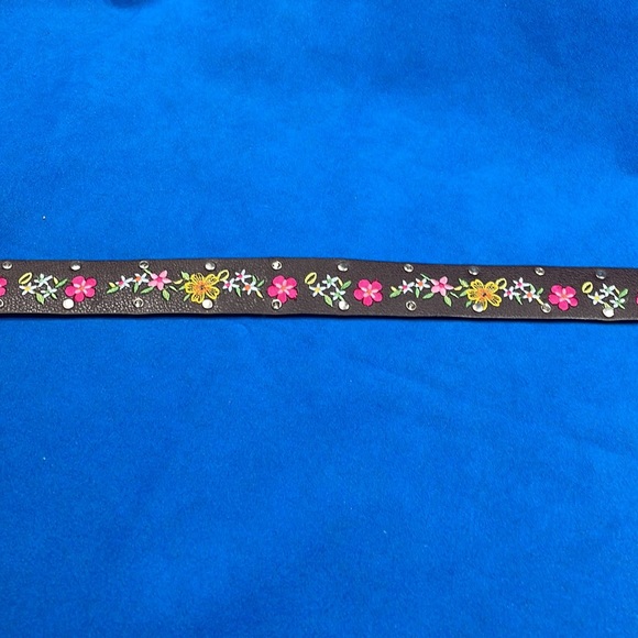Brown leather embroidered and studded with bling belt - Picture 3 of 4